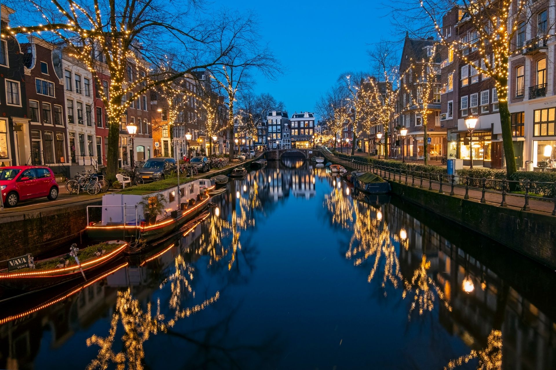 visit amsterdam at christmas
